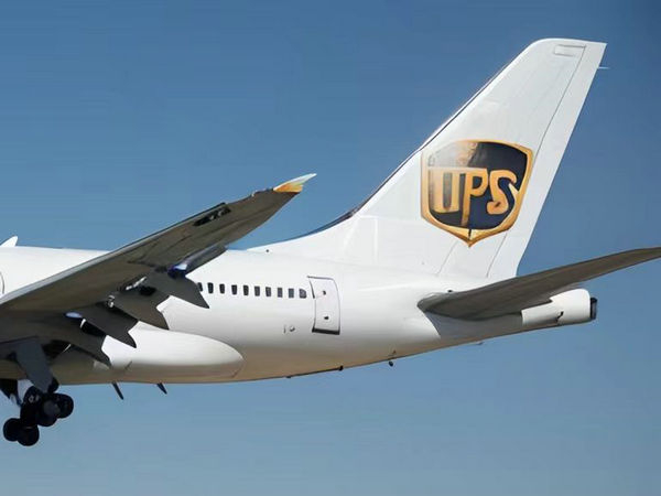 北京UPS國(guó)際快遞的空運(yùn)和海運(yùn)對(duì)比有哪些優(yōu)缺點(diǎn)